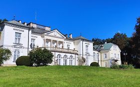 Pokoje Gościnne Pałac w Balicach Instytut Zootechniki PIB